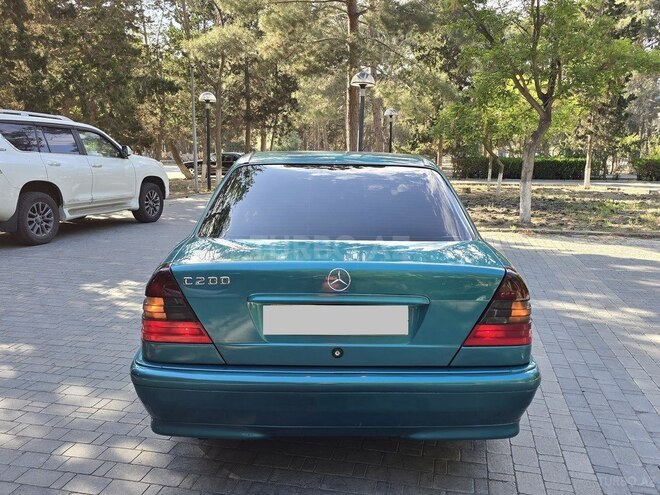 Mercedes C 200 1999, 176,000 km - 2.0 л - Xırdalan