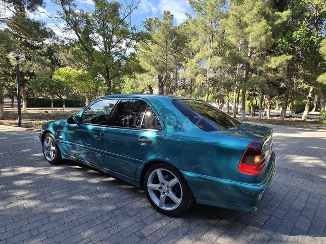 Mercedes C 200 1999, 176,000 km - 2.0 л - Xırdalan
