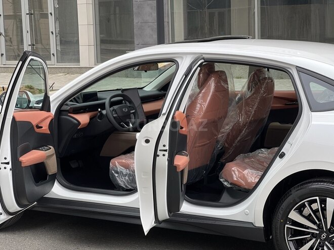 Changan Qiyuan A05 2025, 0 km - 1.5 л - Bakı
