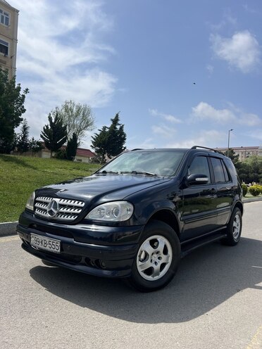 Mercedes ML 270 4MATIC 2002, 370,000 km - 2.7 л - Sumqayıt