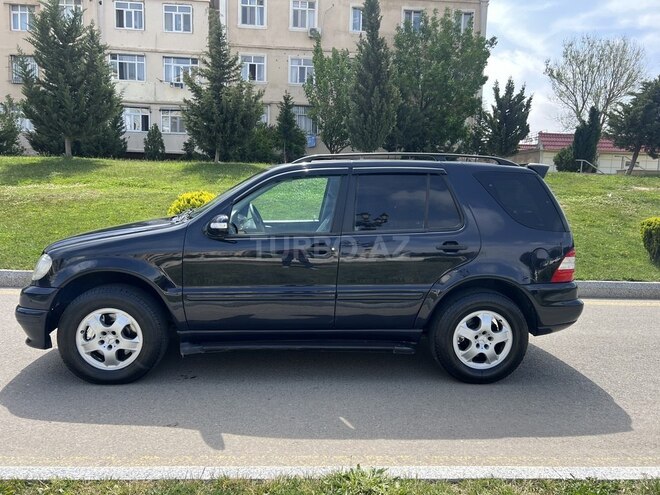 Mercedes ML 270 4MATIC 2002, 370,000 km - 2.7 л - Sumqayıt