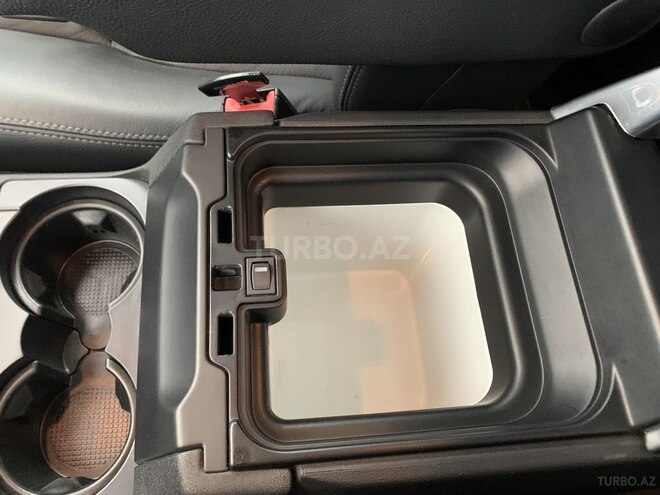 Land Rover Discovery 2015, 166,000 km - 3.0 l - Bakı
