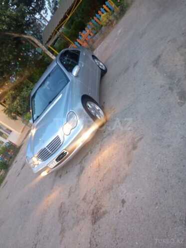 Mercedes C 180 2001, 280,600 km - 1.8 л - Salyan