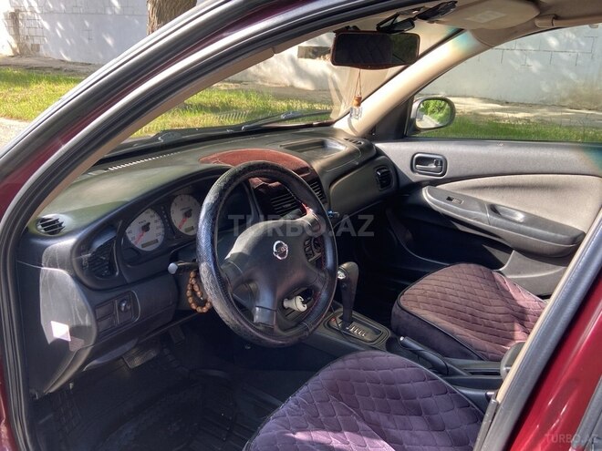 Nissan Sunny 2006, 268,000 km - 1.3 l - Bakı