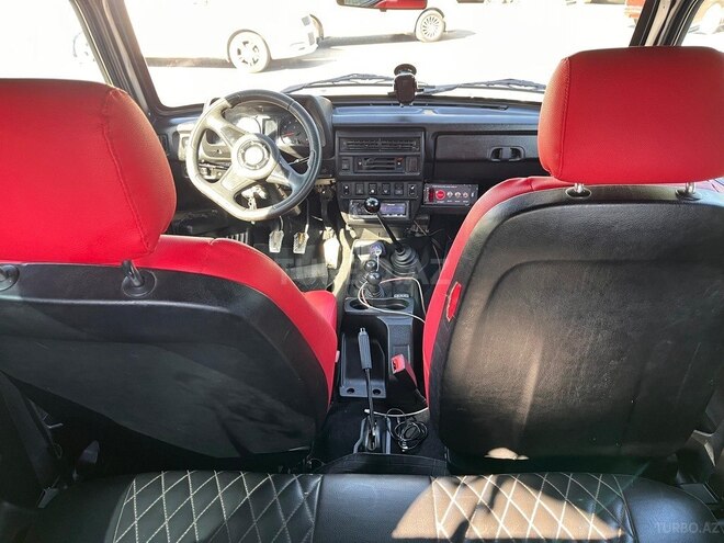 LADA (VAZ) Niva-13