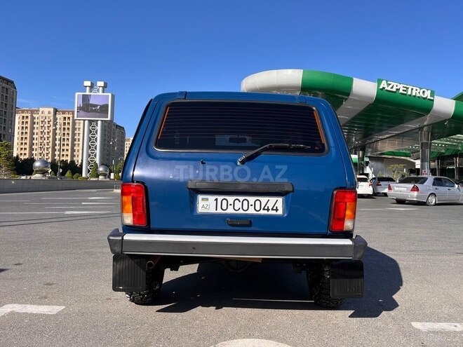 LADA (VAZ) Niva-11