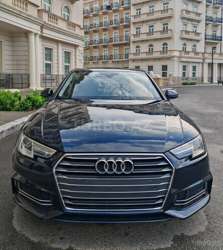 Audi A4-2