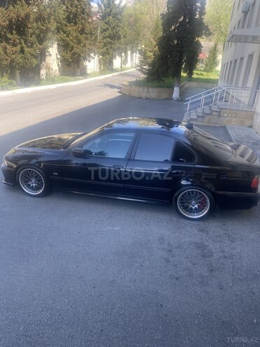 BMW 528 2000, 450,000 km - 2.8 л - Şəki