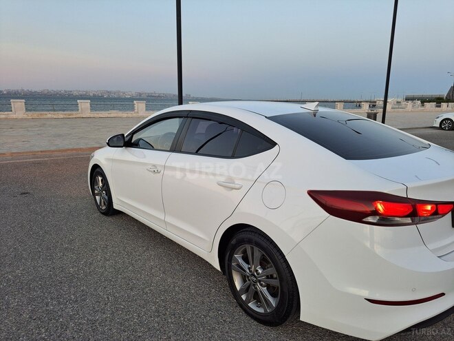 Hyundai Avante 2016, 179,400 km - 1.6 l - Bakı