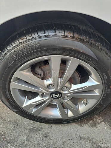 Hyundai Avante 2016, 179,400 km - 1.6 l - Bakı