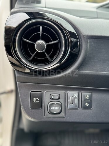 Toyota Prius C 2016, 245,000 km - 1.5 l - Sumqayıt