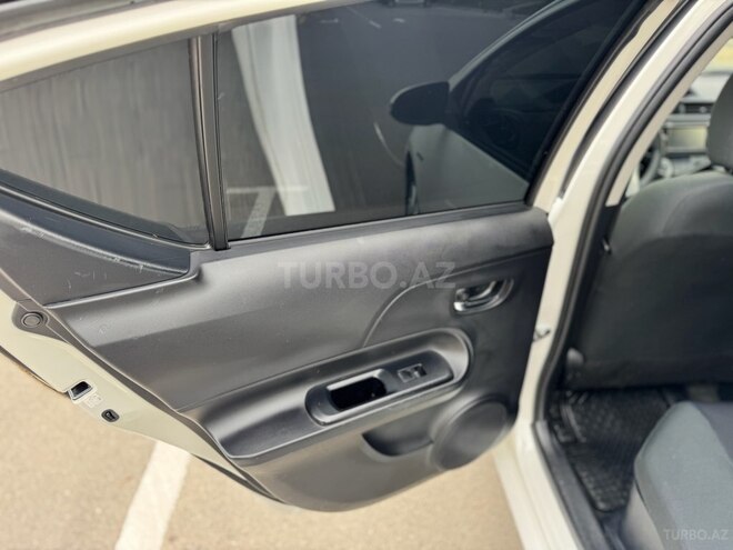 Toyota Prius C 2016, 245,000 km - 1.5 l - Sumqayıt