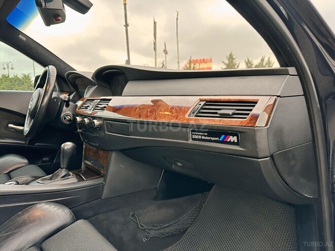 BMW 525 2005, 353,000 km - 2.5 l - Bakı