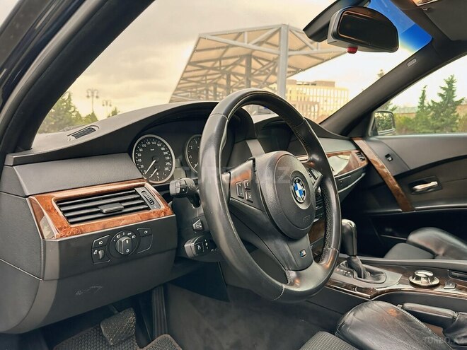 BMW 525 2005, 353,000 km - 2.5 l - Bakı