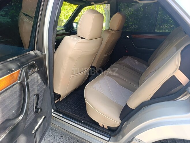 Mercedes E 220 1993, 450,000 km - 2.2 л - Bakı
