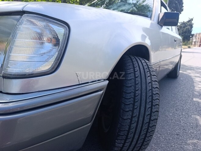 Mercedes E 220 1993, 450,000 km - 2.2 л - Bakı