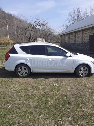 Kia Ceed 2009, 230,000 km - 1.6 л - Bakı