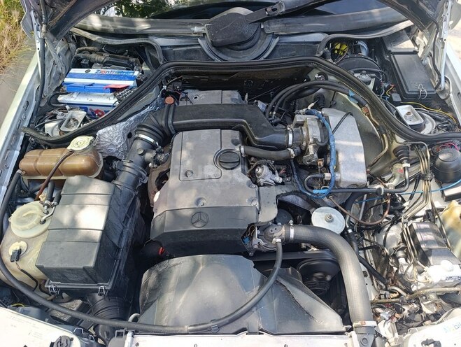 Mercedes E 220 1993, 450,000 km - 2.2 л - Bakı