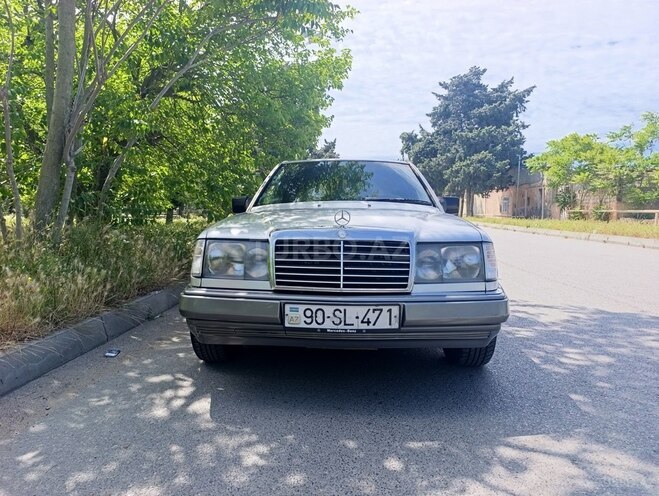Mercedes E 220 1993, 450,000 km - 2.2 л - Bakı