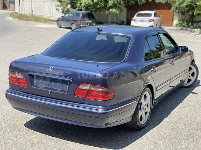 Mercedes E 220 d 2000, 298,588 km - 2.2 l - Bakı