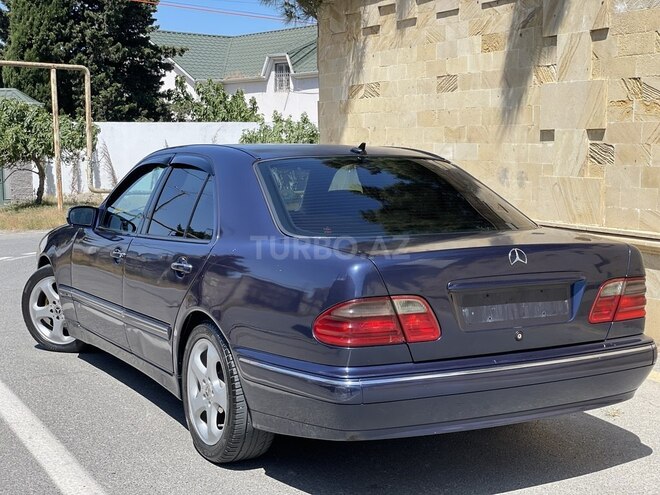 Mercedes E 220 d 2000, 298,588 km - 2.2 l - Bakı
