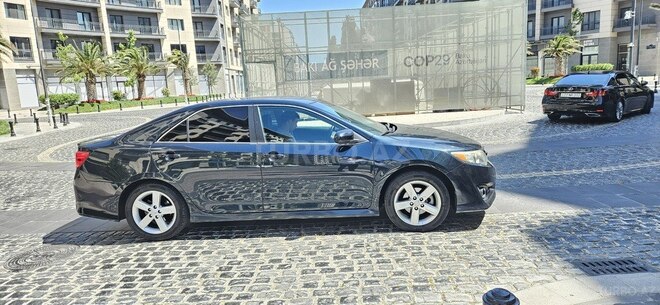Toyota Camry 2014, 220,480 km - 2.5 л - Bakı