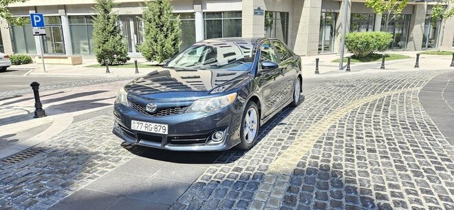 Toyota Camry 2014, 220,480 km - 2.5 л - Bakı