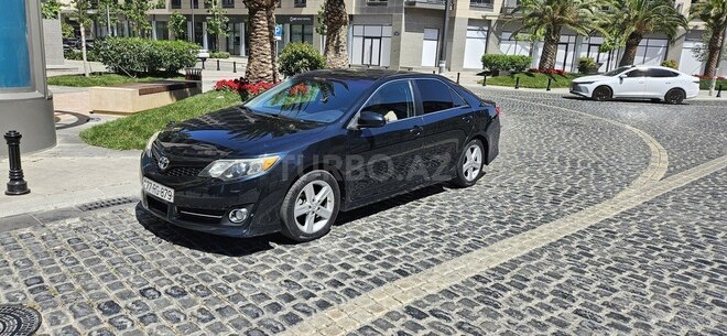 Toyota Camry 2014, 220,480 km - 2.5 л - Bakı