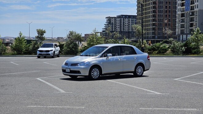 Nissan Tiida 2008, 294,469 km - 1.6 l - Sumqayıt