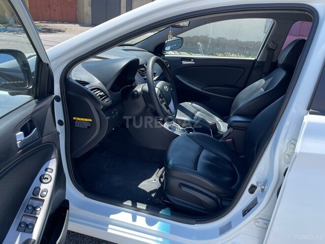Hyundai Accent 2014, 220,000 km - 1.6 л - Bakı