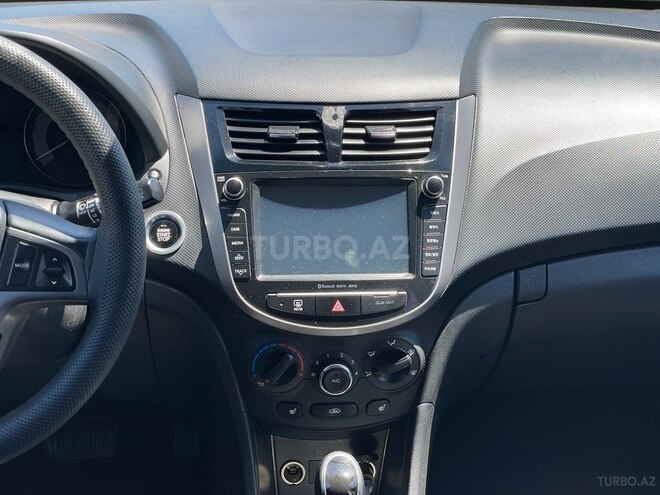 Hyundai Accent 2014, 220,000 km - 1.6 л - Bakı