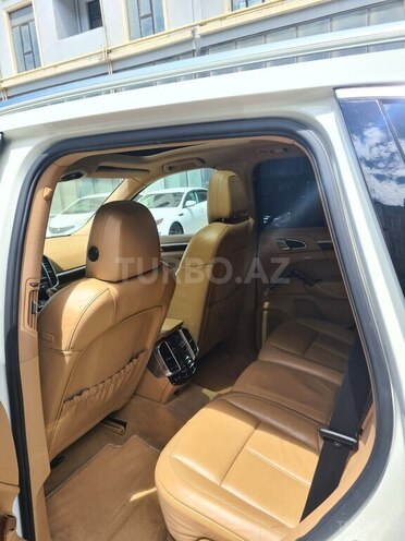 Porsche Cayenne Turbo 2010, 130,000 km - 4.8 л - Bakı