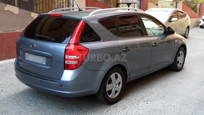 Kia  2008, 243,000 km - 1.4 l - Bakı