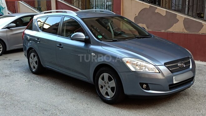 Kia  2008, 243,000 km - 1.4 l - Bakı