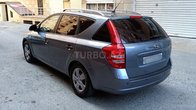 Kia  2008, 243,000 km - 1.4 l - Bakı