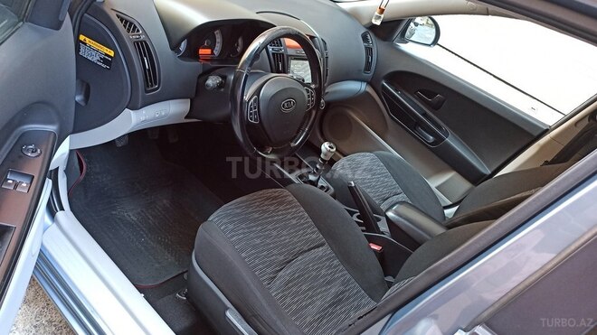 Kia  2008, 243,000 km - 1.4 l - Bakı