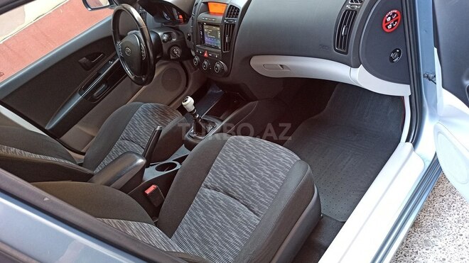 Kia  2008, 243,000 km - 1.4 l - Bakı