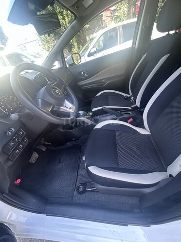 Nissan Note-10