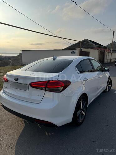 Kia Forte 2017, 257,000 km - 2.0 l - Bakı