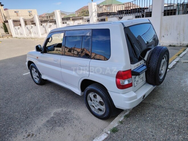 Mitsubishi Pajero io 2000, 325,000 km - 1.8 l - Bakı