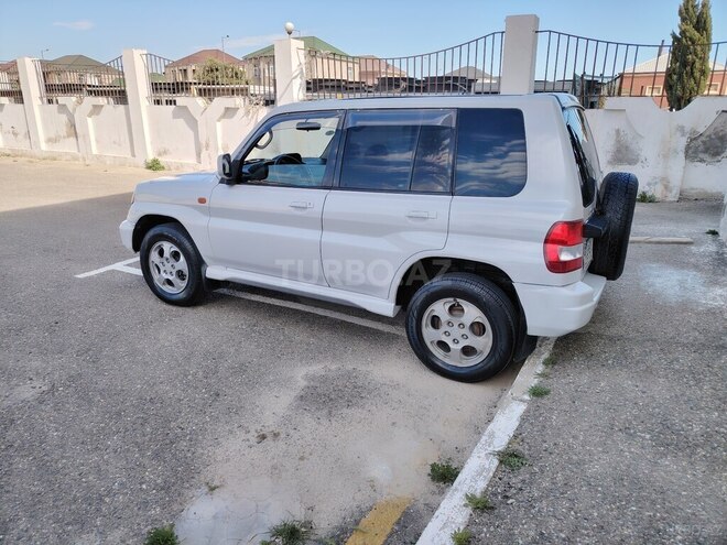 Mitsubishi Pajero io 2000, 325,000 km - 1.8 l - Bakı