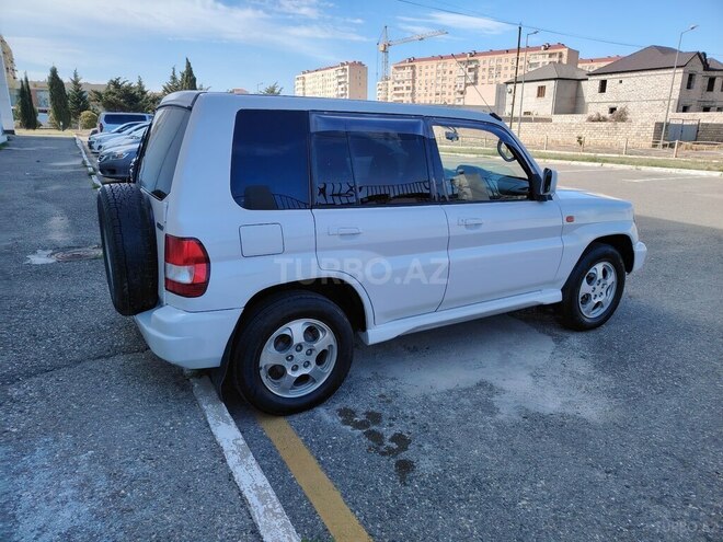 Mitsubishi Pajero io 2000, 325,000 km - 1.8 l - Bakı