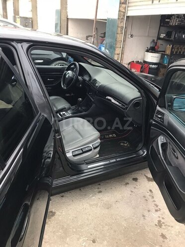 BMW 528 1996, 258,000 km - 2.8 l - Bakı