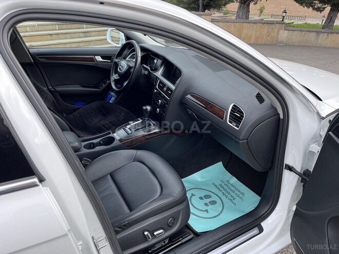 Audi A4 2013, 145,000 km - 1.8 l - Bakı