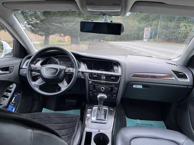 Audi A4 2013, 145,000 km - 1.8 l - Bakı