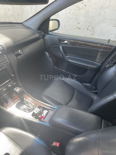 Mercedes C 240 2002, 238,000 km - 2.6 l - Bakı