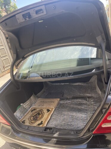 Mercedes C 240 2002, 238,000 km - 2.6 l - Bakı