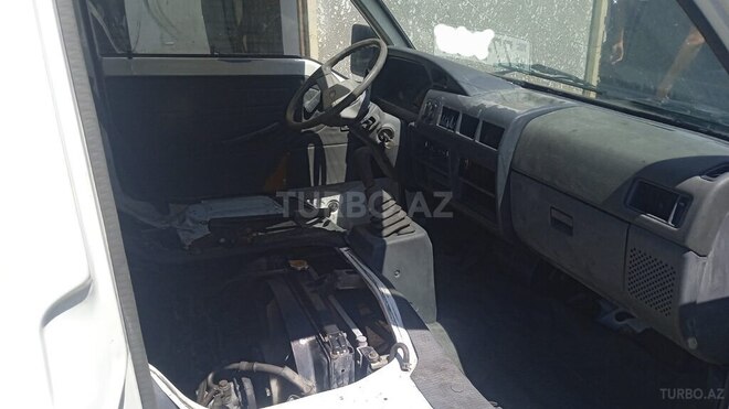 Mitsubishi L300 2003, 152,000 km - 2.0 l - Bakı