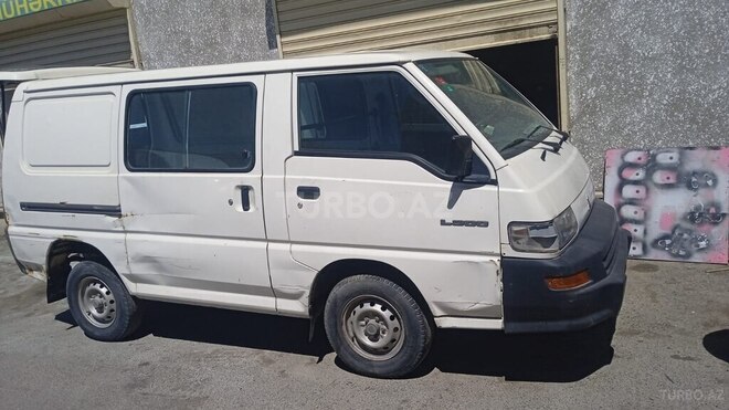 Mitsubishi L300 2003, 152,000 km - 2.0 l - Bakı