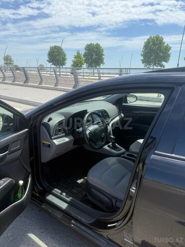 Hyundai Elantra 2018, 174,000 km - 2.0 l - Bakı